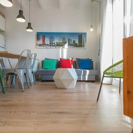 Fira Boutique By Myrentalhost شقة لوسبيتاليت دي يوبريغات